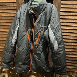 Columbia men’s outdoor jacket in EUC missing the hood Size L gray/dark/orange
